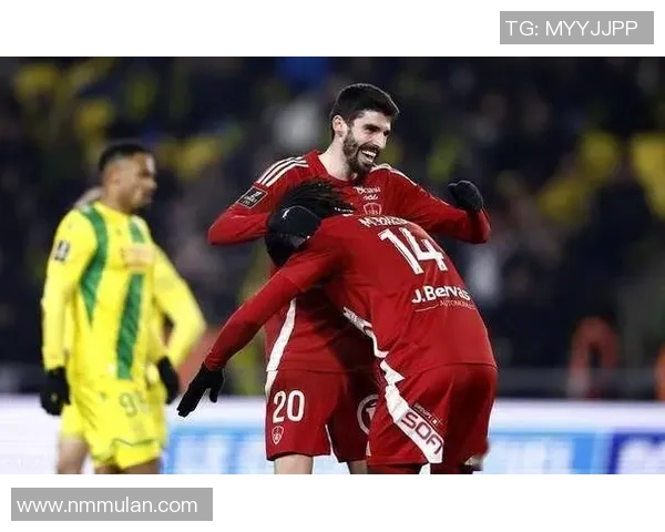 法甲焦点对决:南特能否在主场挑战领头羊朗斯成功保级 法甲焦点对决:南特能否在主场挑战领头羊朗斯成功保级